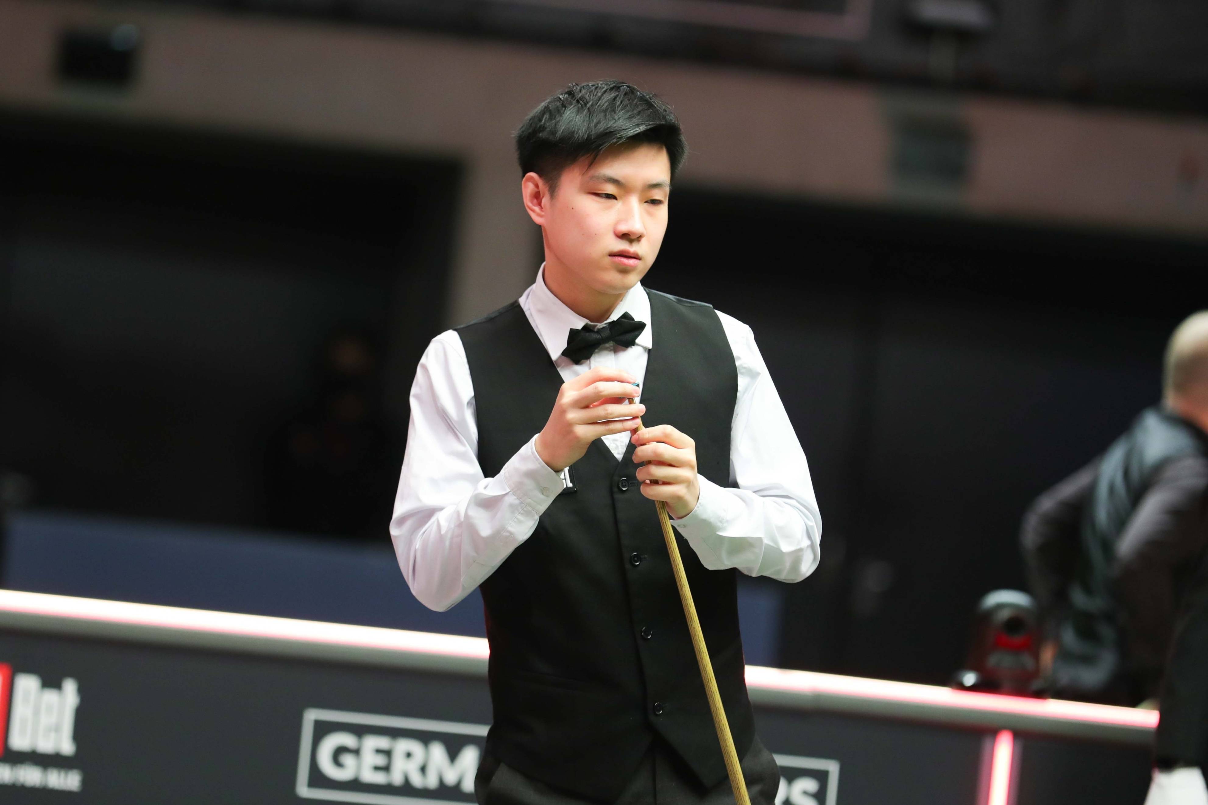 除了他本人 除了他本人